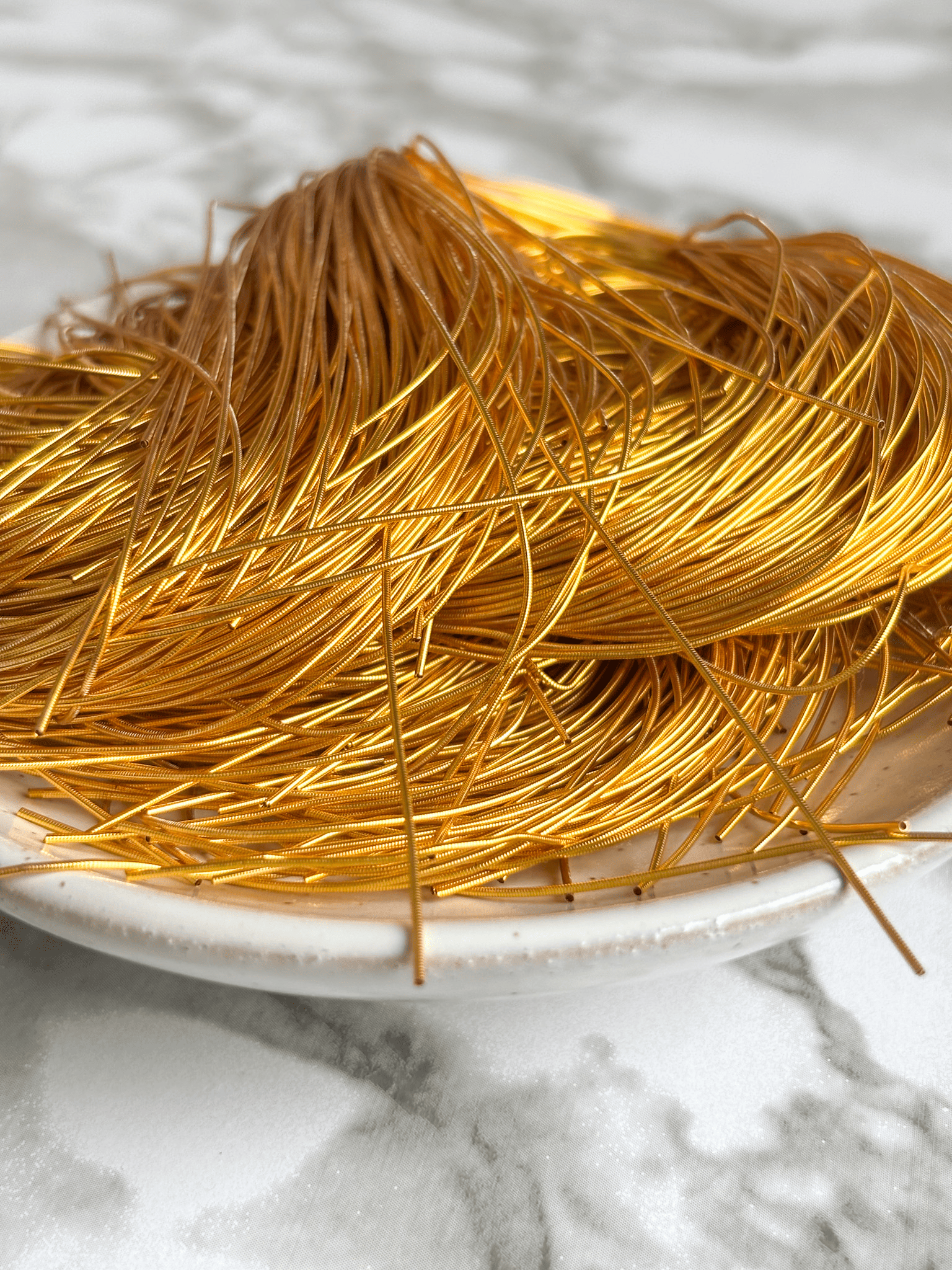 Cannetille lisse brilante or jaune - 0,5mm