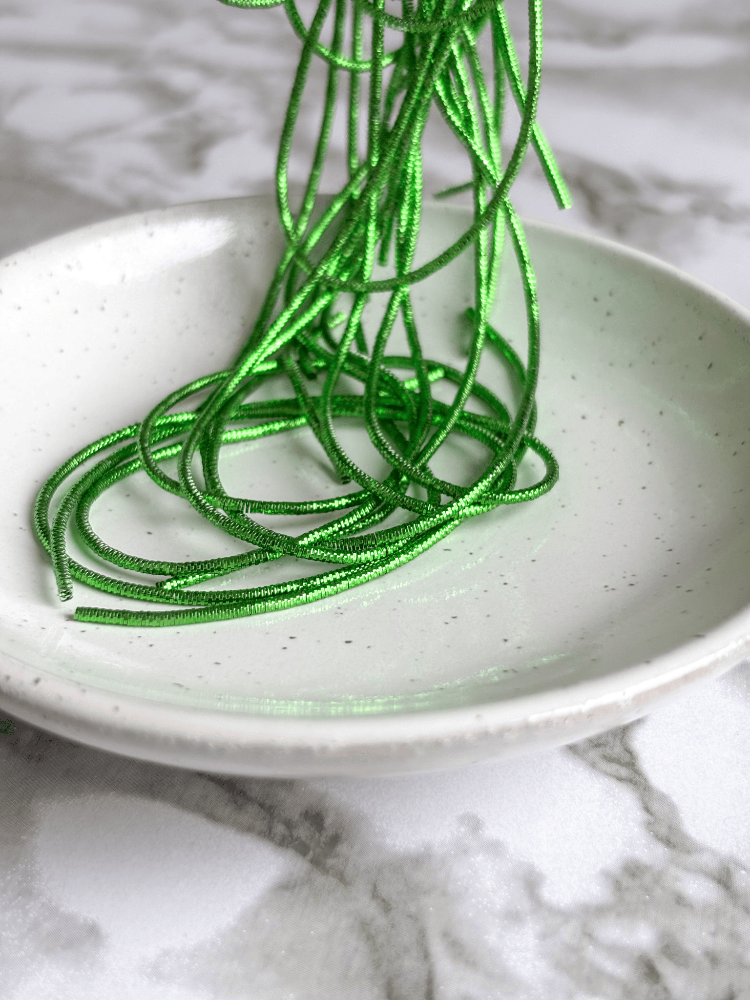 Cannetille frisée verte nénuphar - 1mm