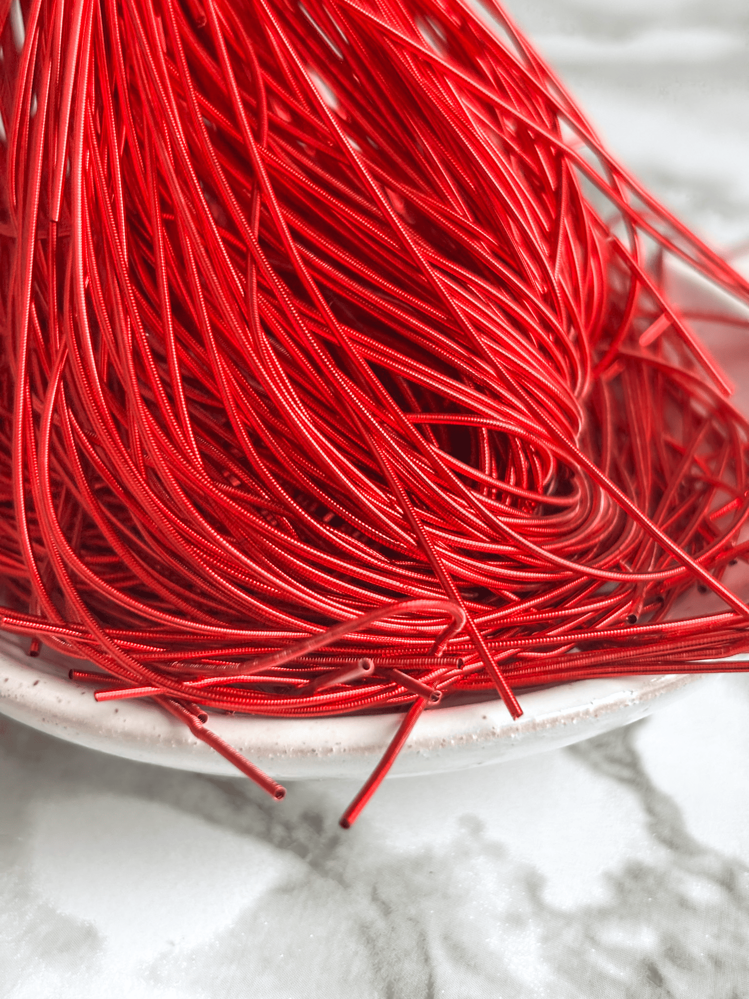 Cannetille lisse brillante rouge - 1 mm