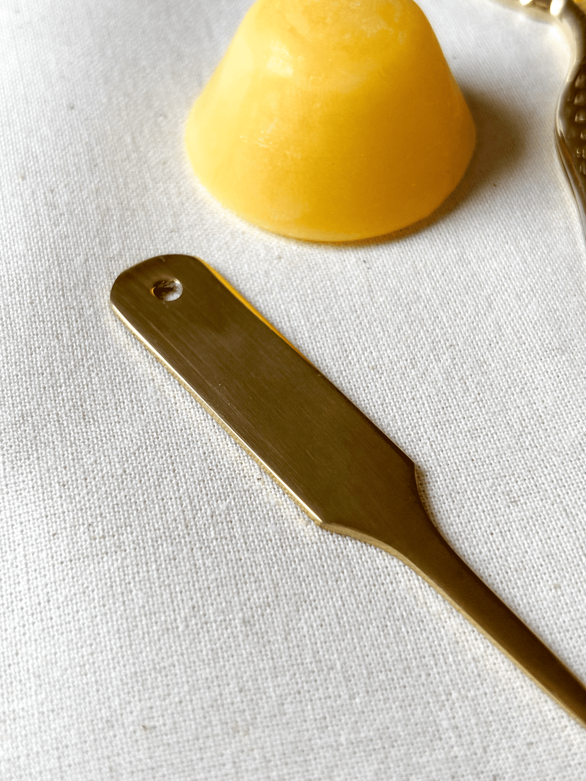 Exclusif ! L'Oiseau d'Or - Kit Broderie Or + Mellor plaqué or