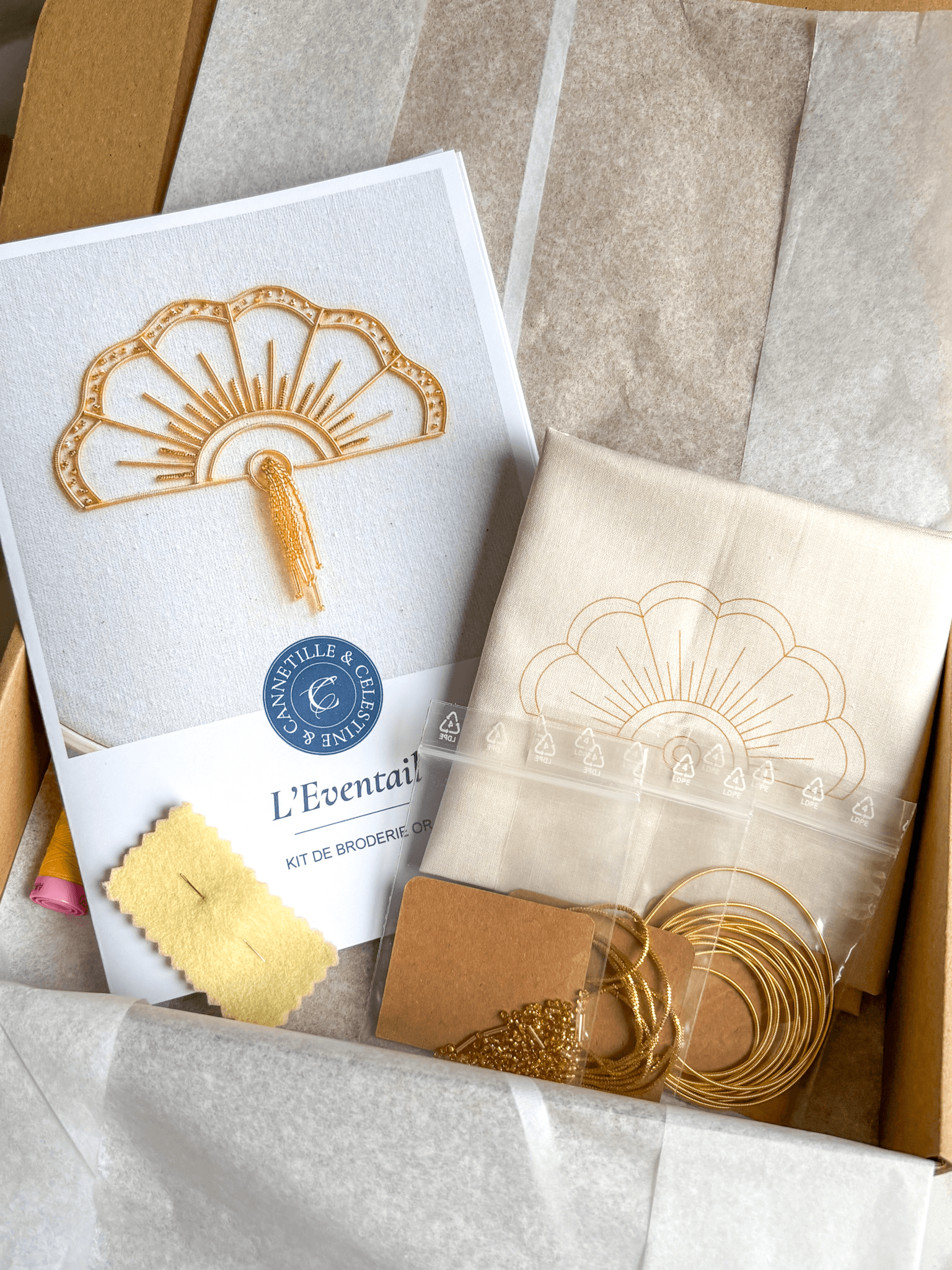 L'Eventail - Kit de Broderie Or