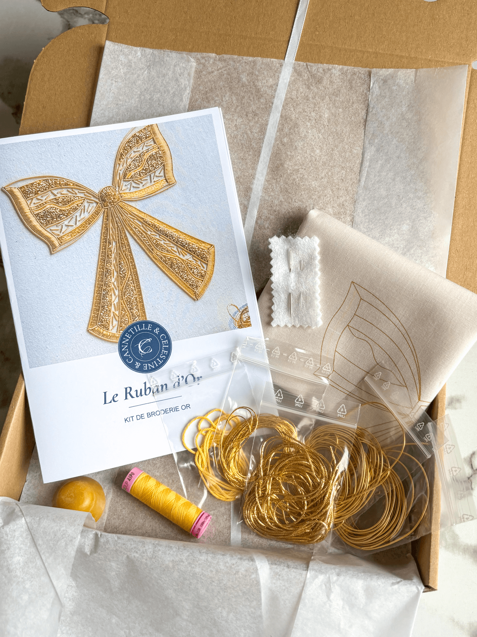 Le Ruban d'Or - Kit de Broderie Or