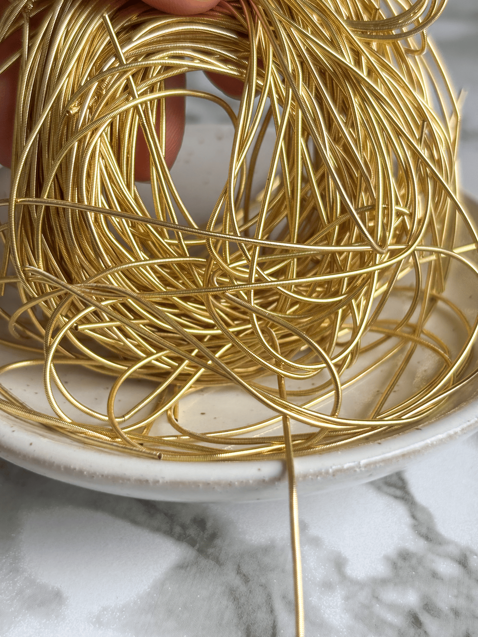 Cannetille lisse brillante or froid - 1 mm