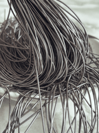 Cannetille lisse brillante gris noir - 1mm