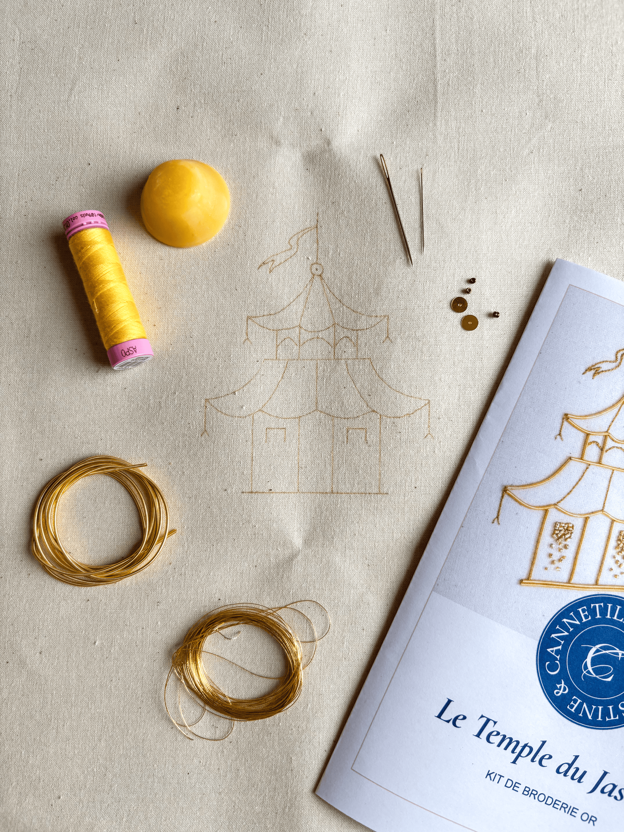 Le Temple du Jaseron - Kit de broderie or