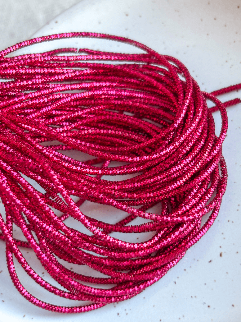Cannetille frisée rose fushia - 1 mm
