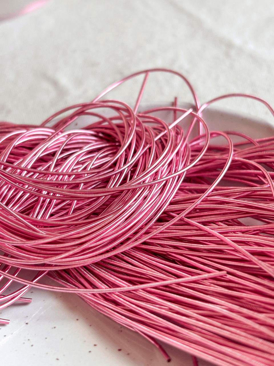 Cannetille lisse brillante rose - 1 mm