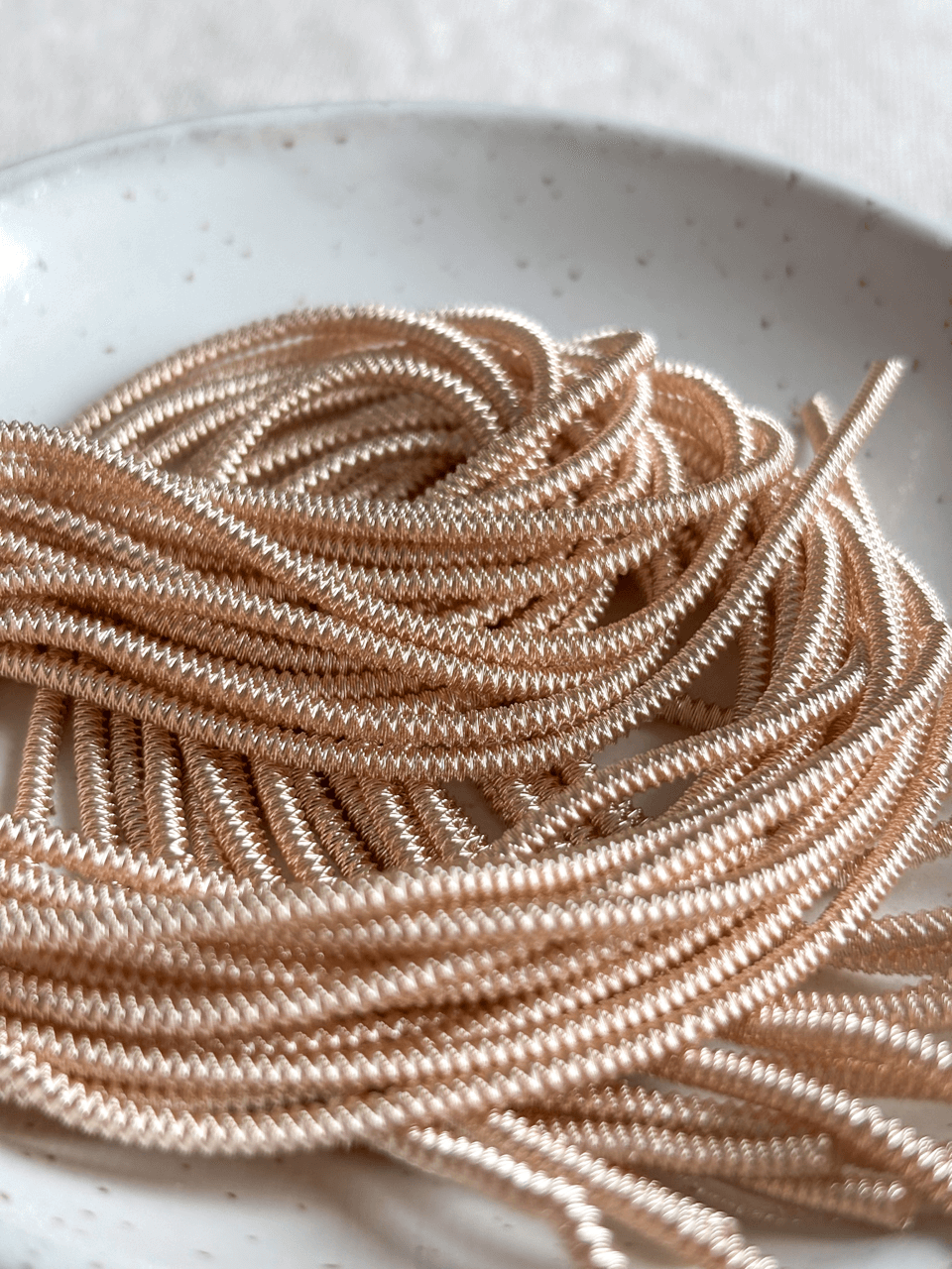 Cannetille perlée rose poudré  - 2 mm